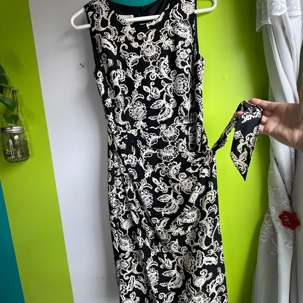 Chadwicks Silk Black and White Patterned Formal midi Dress - Picture 5 of 7